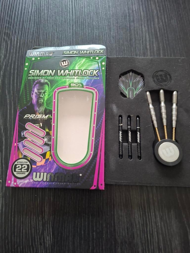 Winmau Simon whitlock 22 gr, Sport en Fitness, Darts, Ophalen, Flights