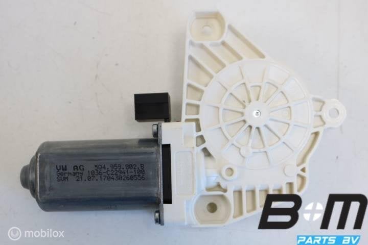 Raammotor rechts voor VW Passat B8 5Q4959802B, Utilisé