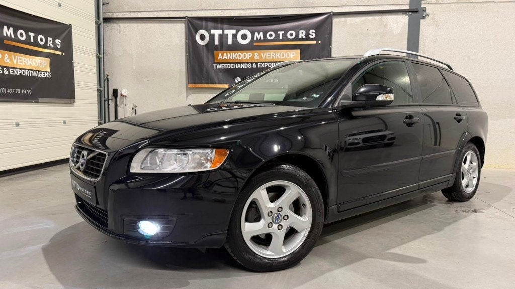 Volvo V50 Summum | 1. Prop. | État Showroom | Garantie, Autos, Volvo, Cuir, Euro 5, Achat, Entreprise