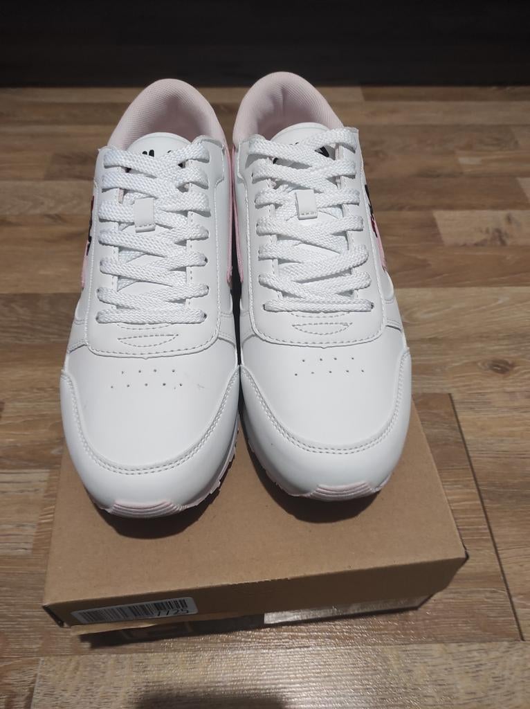 Nieuwe FILA sneaker maat 41, Wit, Nieuw, Ophalen of Verzenden, Fila