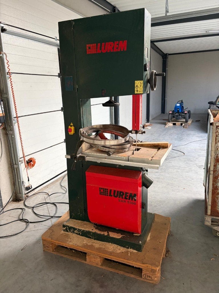 Lintzaag Lurem, Doe-het-zelf en Bouw, Ophalen, Zo goed als nieuw, Minder dan 600 watt, Lintzaag