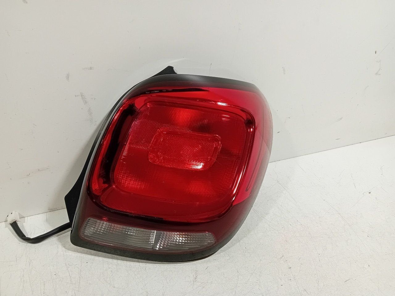 Achterlicht carrosserie rechts Citroën C1, Onderdelen@venauto.nl, Van der Ven Autorecycling B.V., Gebruikt, Ettenseweg 76, 4706 PB Roosendaal, The Netherlands