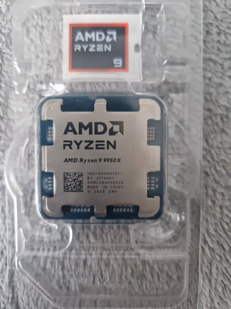 Processeur AMD Ryzen 9 9950X 16 cœurs AM5 Zen 5, Informatique & Logiciels, Processeurs, Comme neuf, 16-core, Enlèvement ou Envoi