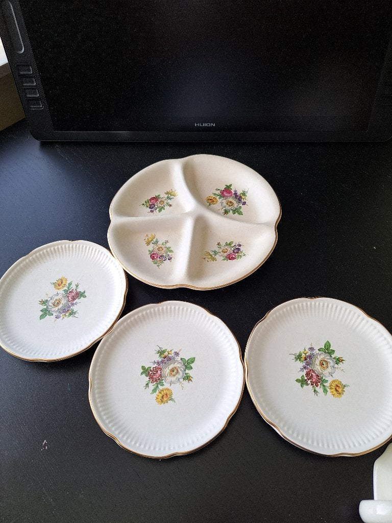 Coffret Flora Guda, Enlèvement ou Envoi, Comme neuf, Porcelaine, Assiettes(s)