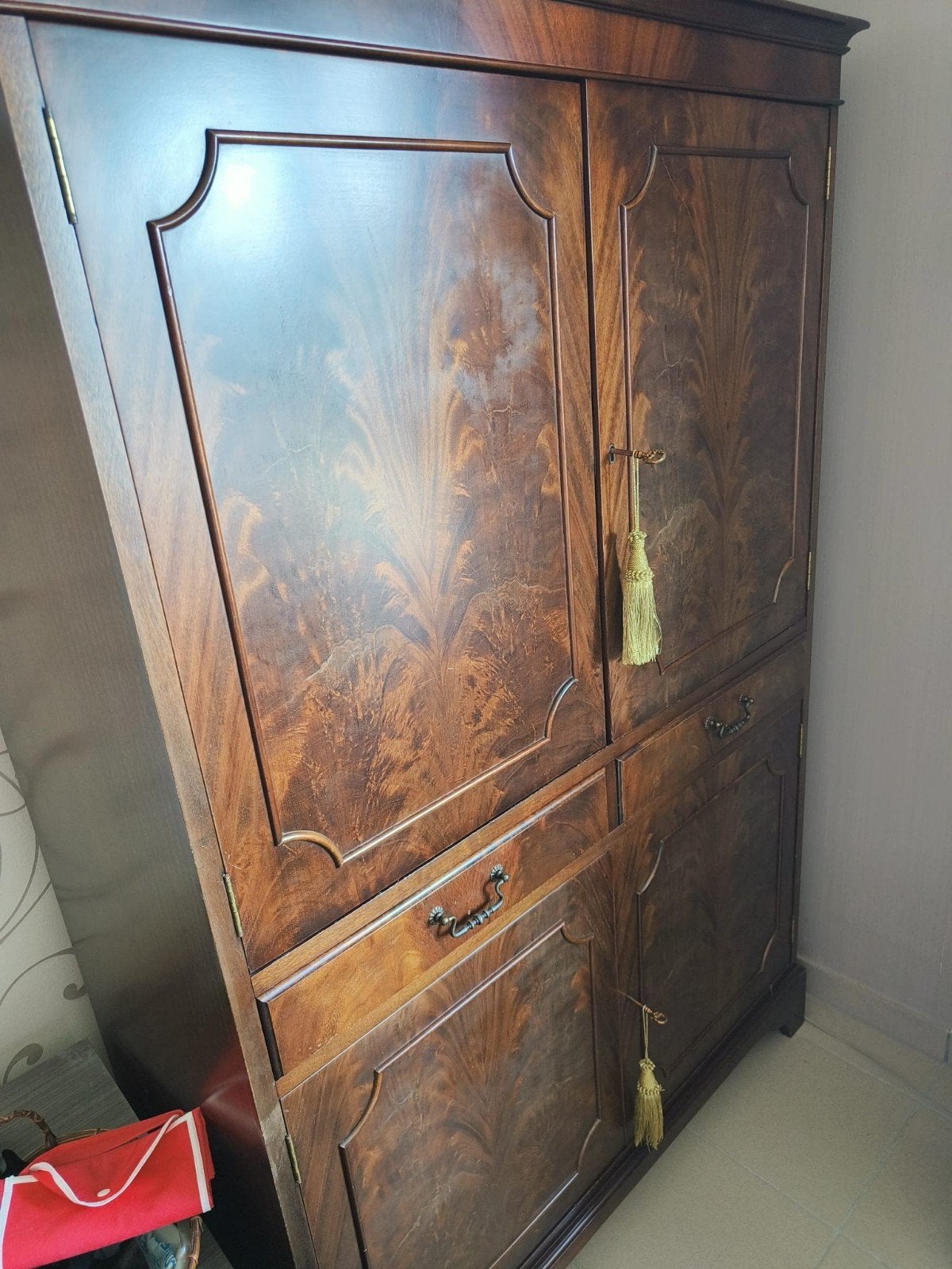 mooie kast, Ophalen