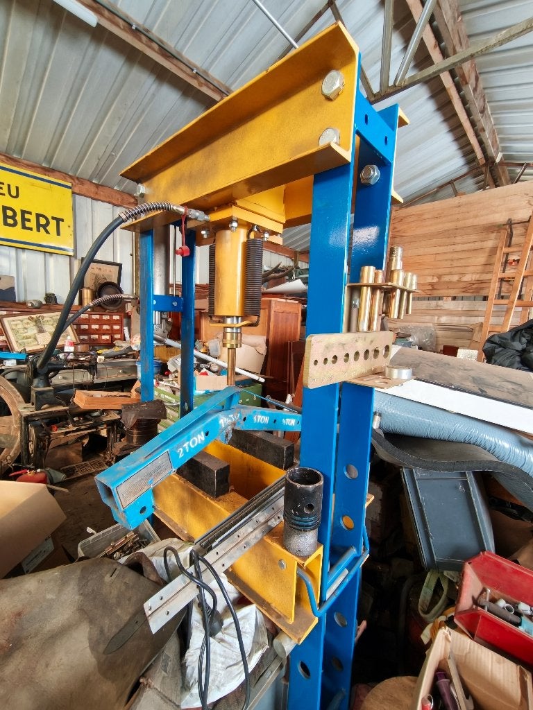 HBM 40 Ton Hydropneumatische Werkplaatspers / Raamwerkpers, Doe-het-zelf en Bouw, Ophalen, Zo goed als nieuw, Overige typen, Overige merken