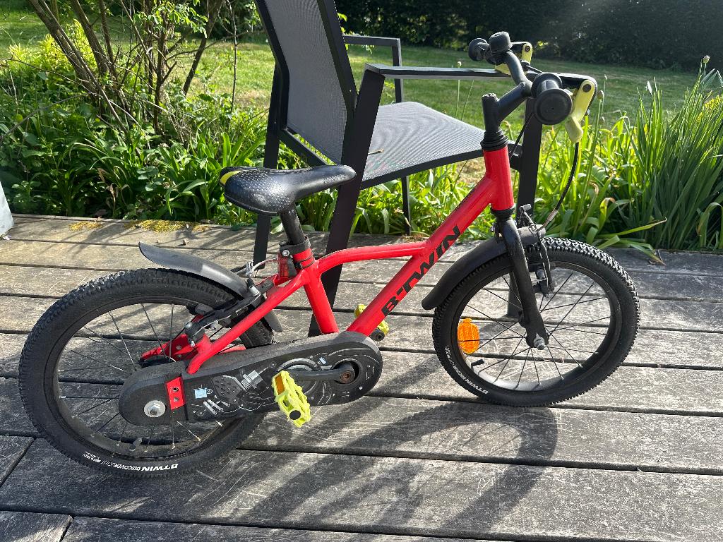 Vélo rouge enfant, Vélos & Vélomoteurs, Vélos | Vélos pour enfant, Utilisé, Enlèvement