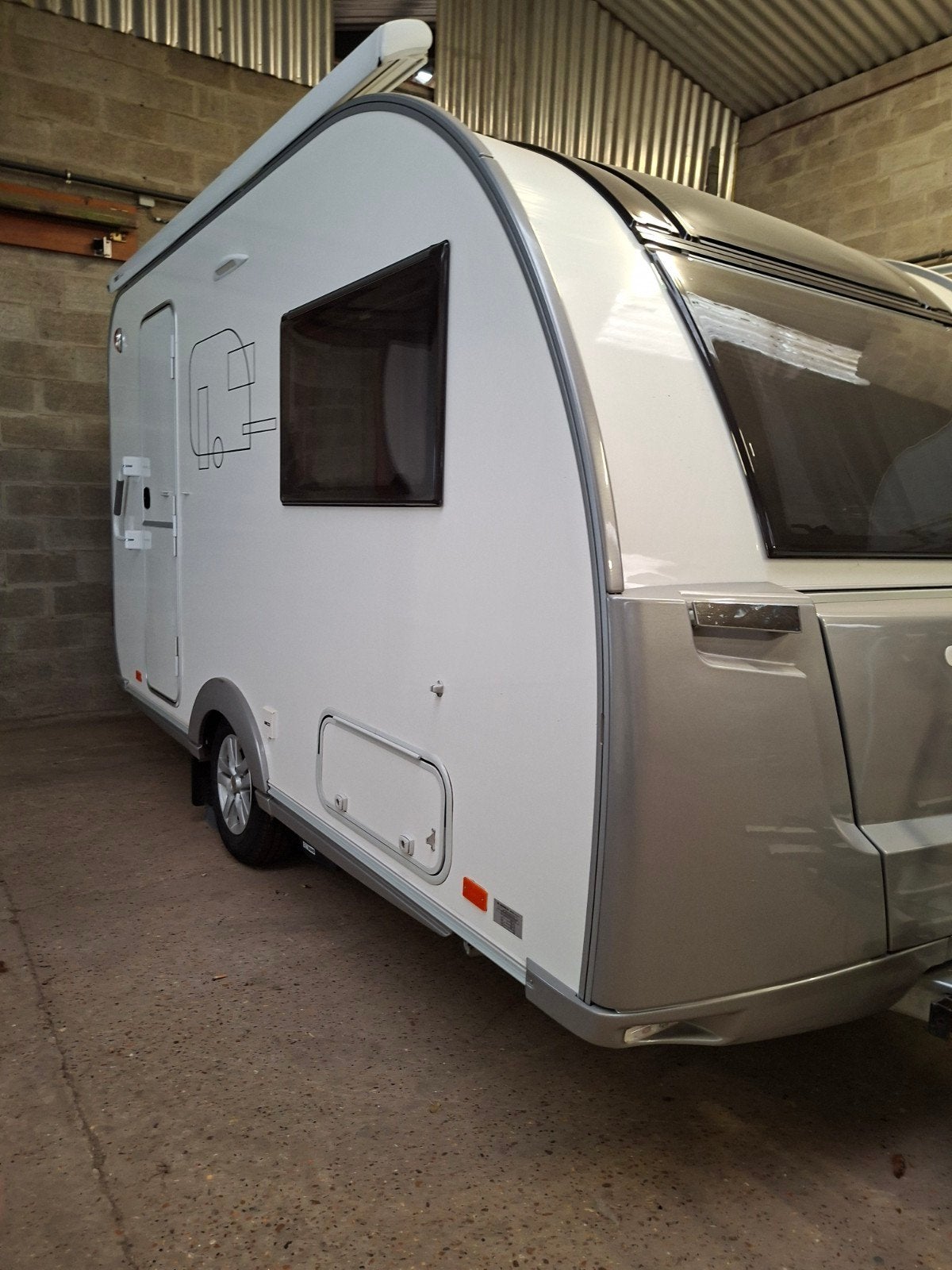 Adria 4,5m deluxe, Caravans en Kamperen, Particulier, Adria