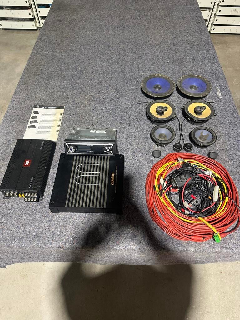 Radio met versterker te koop, Ophalen, Gebruikt