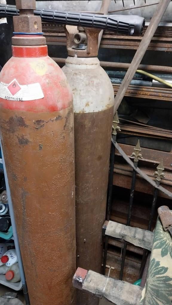 Gasflessen + toebehoren, Ophalen, Gebruikt