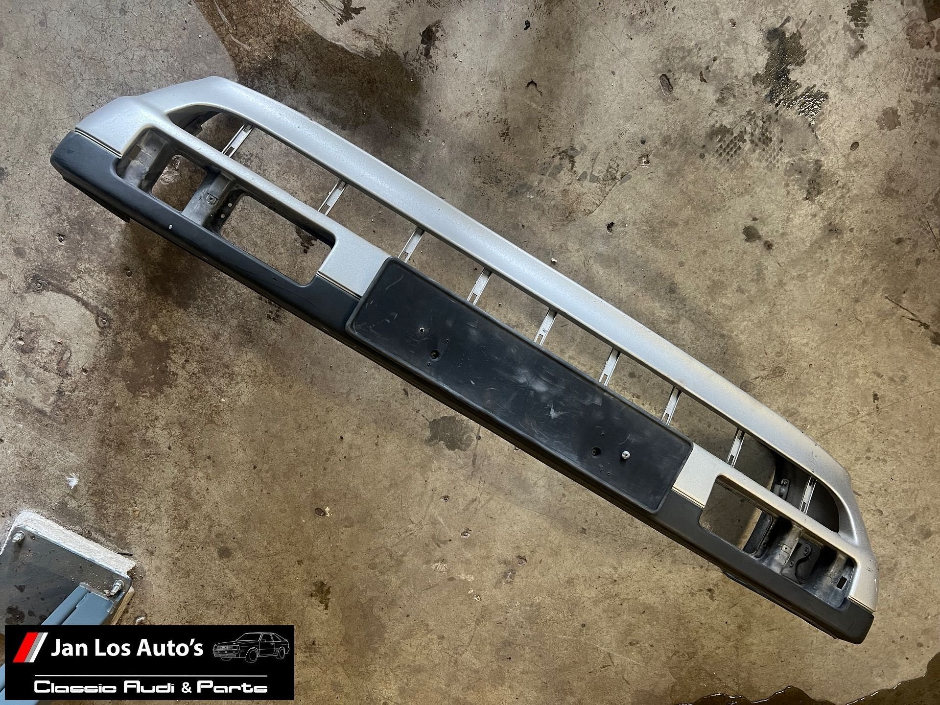 Audi 90 coupe B2 Typ81 85 voorbumper, -, Origine de la pièce connue, Audi, Enlèvement