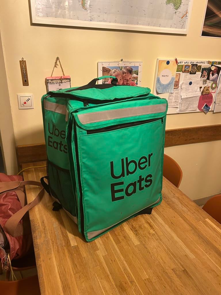 Uber Eats Zak, Enlèvement, Comme neuf