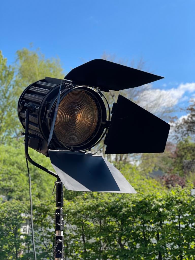 Ancien projecteur de cinéma ou théâtre, Antiquités & Art, Antiquités | Éclairage, Enlèvement