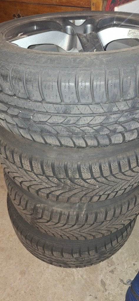 winterbanden op velg - 215/60R17, Auto-onderdelen, Banden en Velgen, Ophalen, Velg(en), 17 inch, Winterbanden
