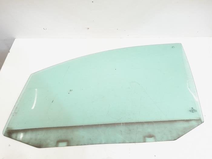 Vitre portière 4portes avant gauche d'un Volkswagen Touran, Volkswagen, -, 3 mois de garantie, Utilisé