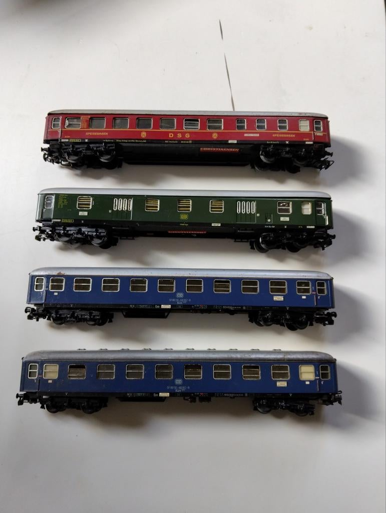 Marklin H0 4 rijtuigen, Ophalen of Verzenden