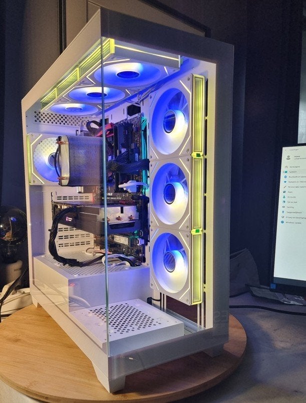 Tour de jeu économique — i7 7700K, Informatique & Logiciels, Custom Gaming Pc, Enlèvement ou Envoi, Comme neuf, 3 à 4 Ghz