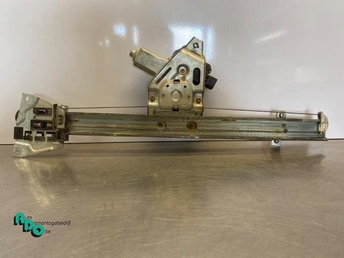 Mécanique vitre 4portes avant droite d'un Mitsubishi Pajero, -, 3 mois de garantie, Utilisé, Mitsubishi