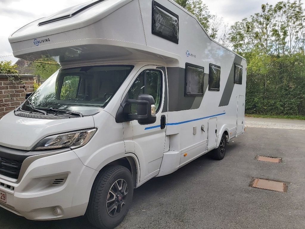 camping car, Caravanes & Camping, Jusqu'à 5, Toilette à cassette, Boîte manuelle, Éclairage extérieur