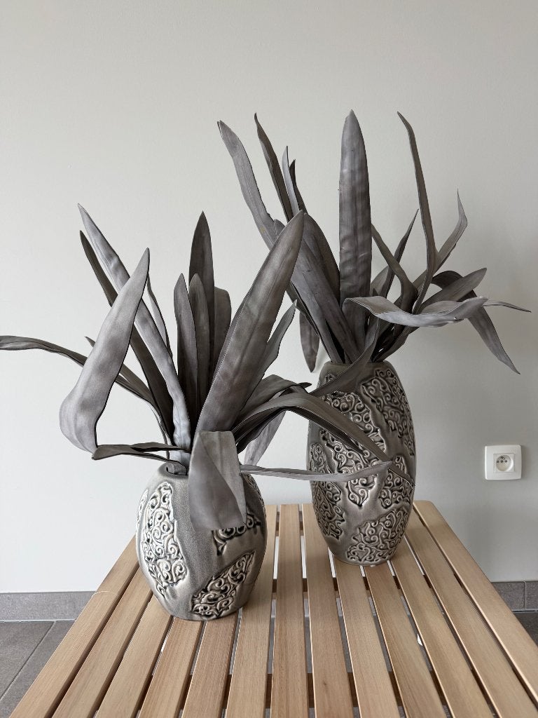 Vazen met decoratie, Maison & Meubles, Accessoires pour la Maison | Vases, Gris, Comme neuf, Avec décoration incluse, Enlèvement