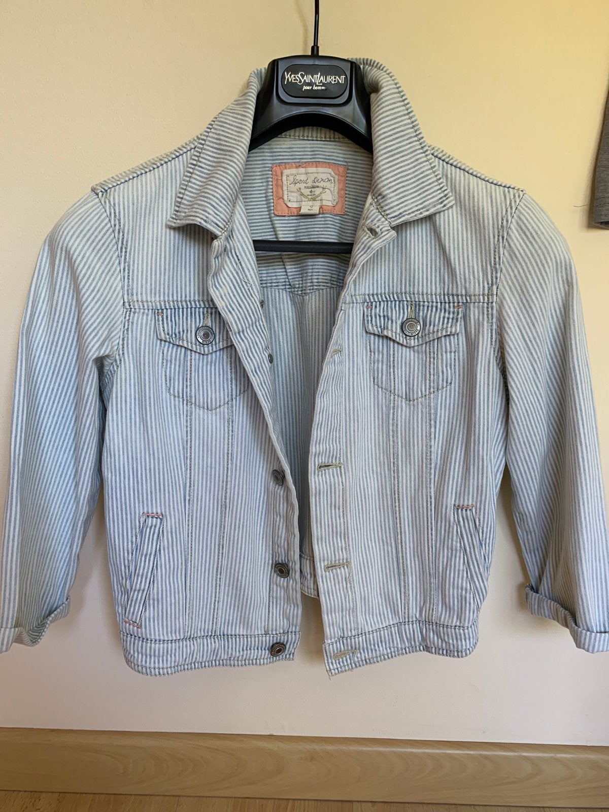 Elegant en sportief vestje pull and bear, Kleding | Dames, Jassen | Zomer, Ophalen, Zo goed als nieuw, Maat 36 (S), Blauw
