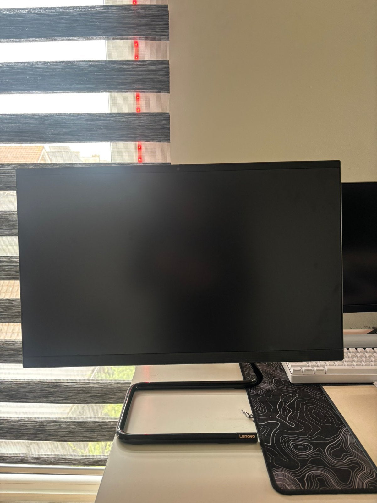 Lenovo all in one pc, Informatique & Logiciels, Ordinateurs de bureau, HDD, Avec carte vidéo, Comme neuf, 4 GB