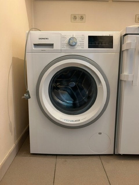 Siemens iQdrive aquastop IQ300 wasmachine, Ophalen, Gebruikt, Energieklasse A of zuiniger, Voorlader