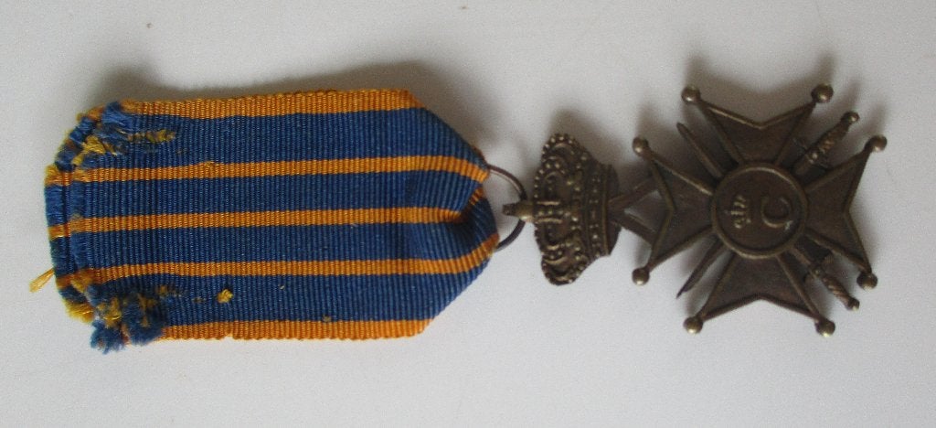 Zeldzaam Luxembourg Croix de Guerre uit 1940, Verzamelen, Ophalen of Verzenden, Landmacht, Lintje, Medaille of Wings