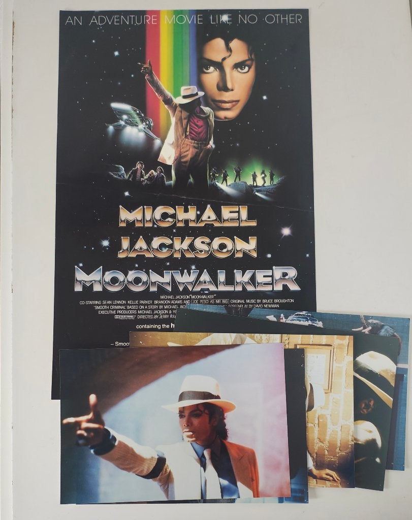Moonwalker Michael Jackson poster + 5 filmfoto's, Collections, Posters & Affiches, Enlèvement, Utilisé, Cinéma et TV