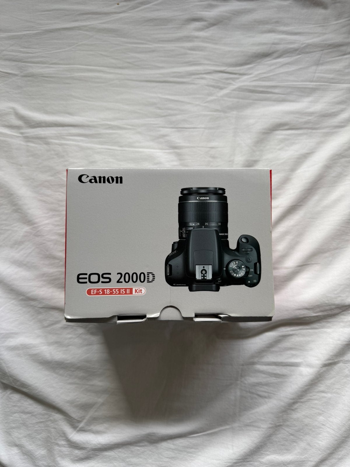 Canon EOS 2000D ( EF-S 18-55mm IS II) + EF 50mm f/1.8, Ophalen of Verzenden, Nieuw, Overige merken