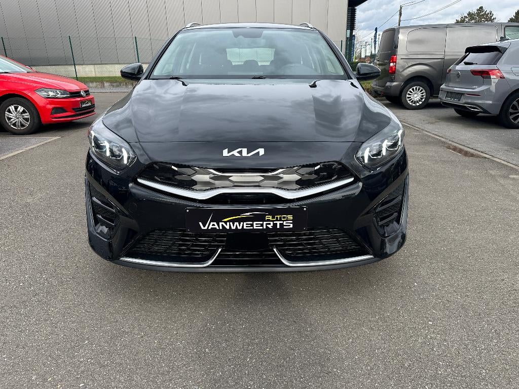 Kia Ceed SW 1.6 benz. +elektr. plug-in hybr, CARPLAY/ CAMERA, Autos, Kia, Achat, Euro 6, Entreprise, Entretenue par le concessionnaire