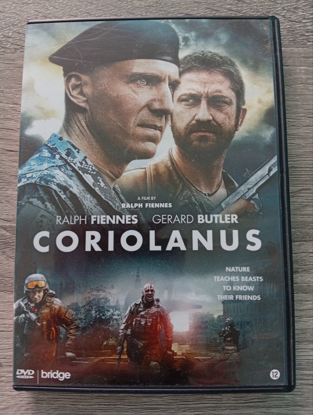 Coriolan Thriller DVD Gerard Butler, CD & DVD, Enlèvement ou Envoi, Anglais, Autres genres, À partir de 12 ans