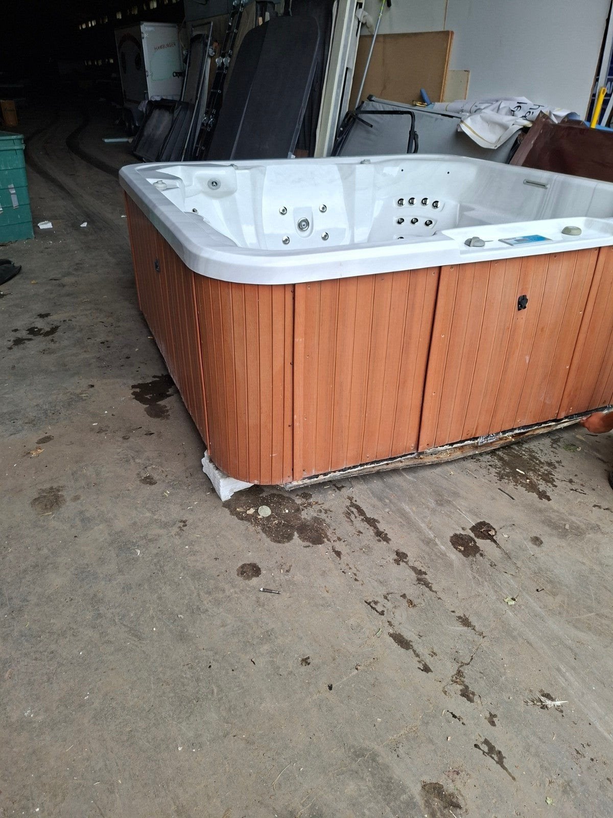jacuzzi livré gratuitement, garanti 1 an, Enlèvement ou Envoi
