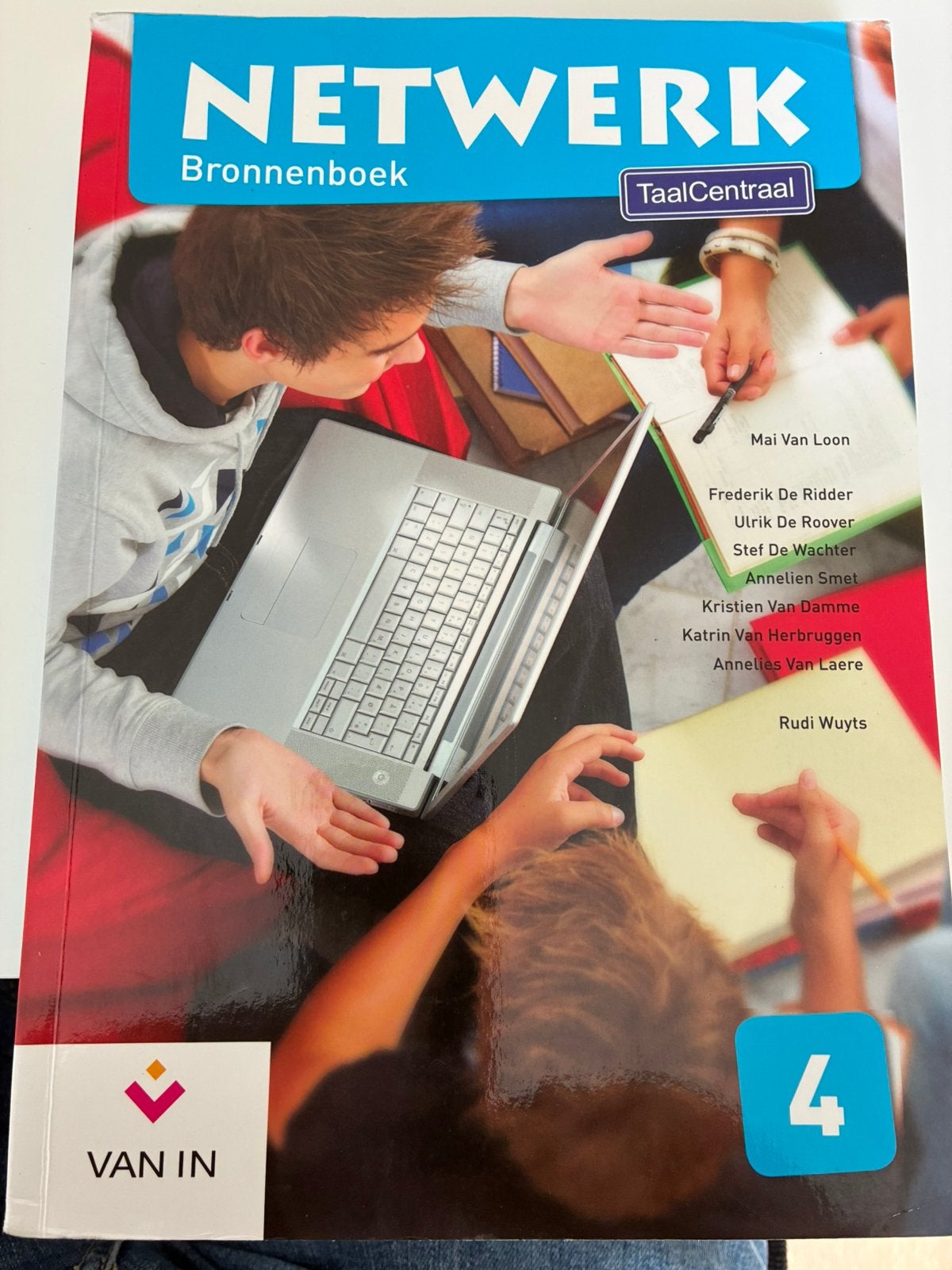 Netwerk Bronnenboek Taalventraal 4, Ophalen of Verzenden, Gelezen