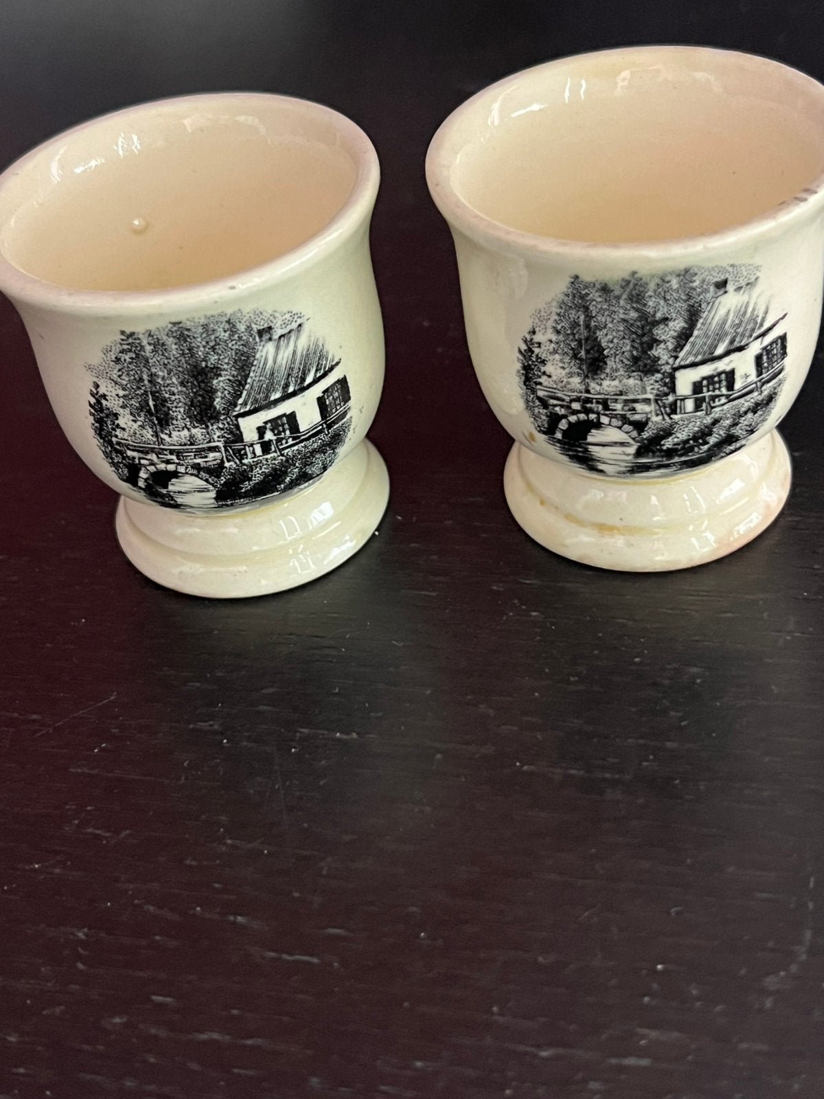 Set van 2 vintage Franse eierdopjes – aardewerk – zwart-wit, Ophalen of Verzenden, Zo goed als nieuw, Aardewerk, Vintage