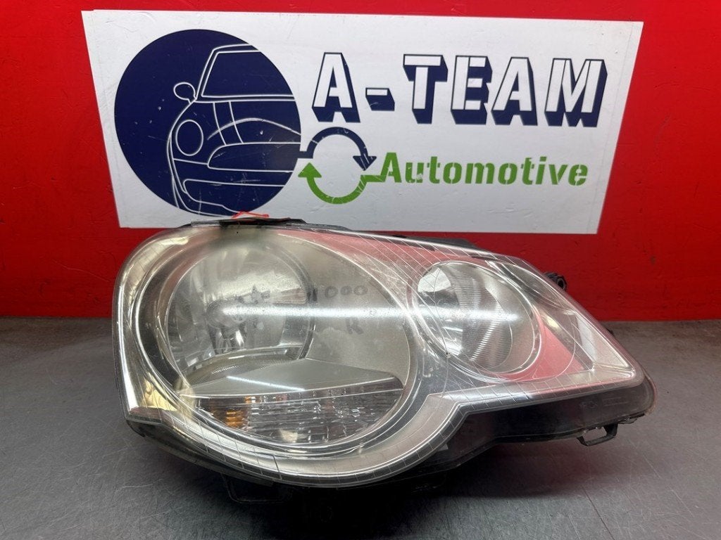 PHARE / OPTIQUE AVANT DROIT Volkswagen Polo IV (9N1 / 2/3), Volkswagen, Valeo, Utilisé, 100, rue de Courcelles
75017  Paris, FR