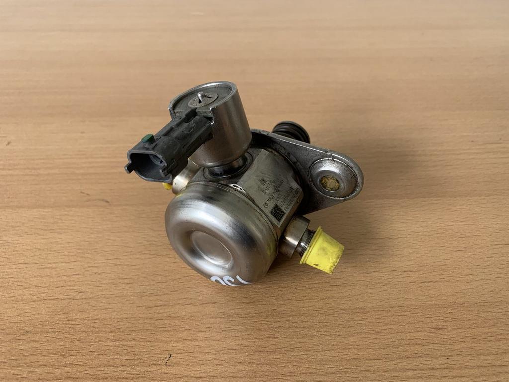 brandstofpomp opel insignia astra J 2.0 12614737 0261520038, Auto-onderdelen, Gebruikt, -, -, Ophalen of Verzenden