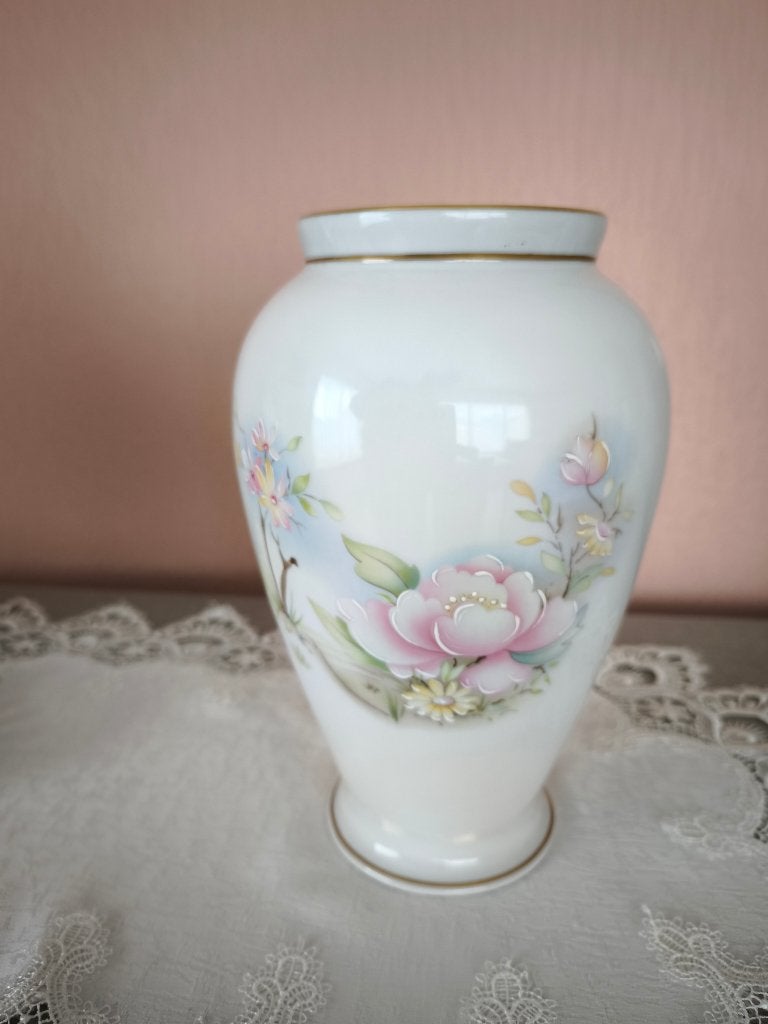porseleinen Limoges vaas uit Frankrijk, Enlèvement