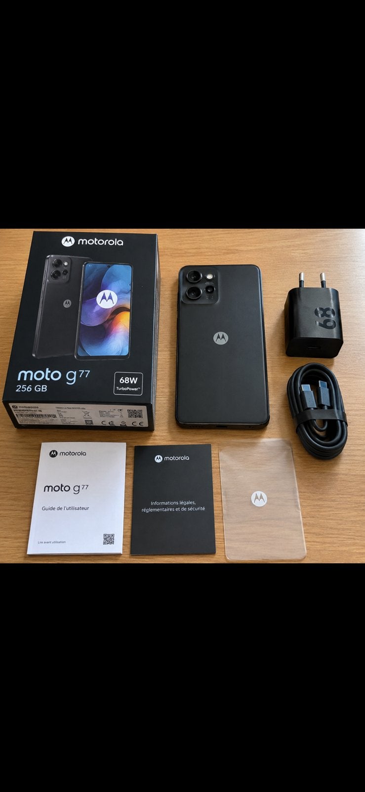 Bundle: Moto G77 256 Go - Noir + Chargeur 68W, Enlèvement, Comme neuf, Noir