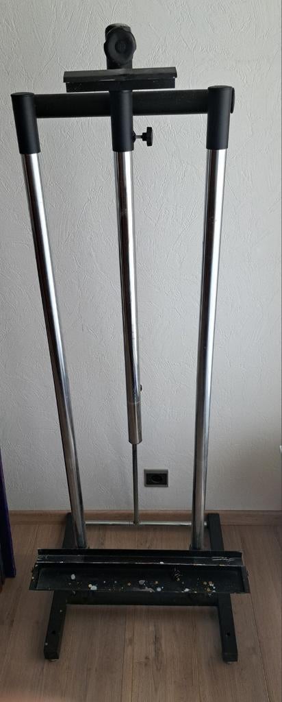 Verstelbare metalen atelier-ezel, Ophalen, Ezel