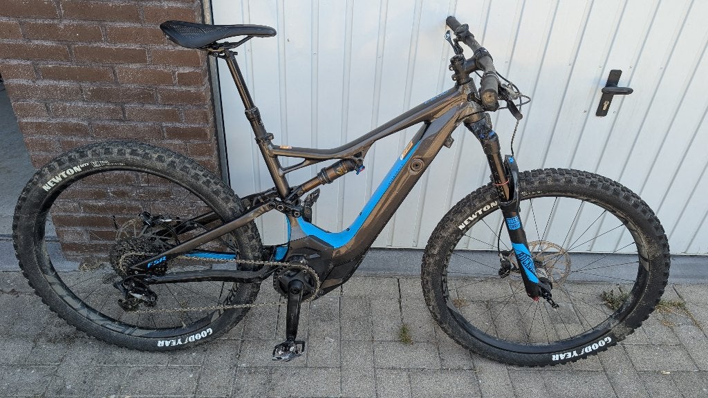 Specialized Turbo Levo FSR Expert CE 6Fattie, Autres marques, Enlèvement, Hommes, Frein à disque