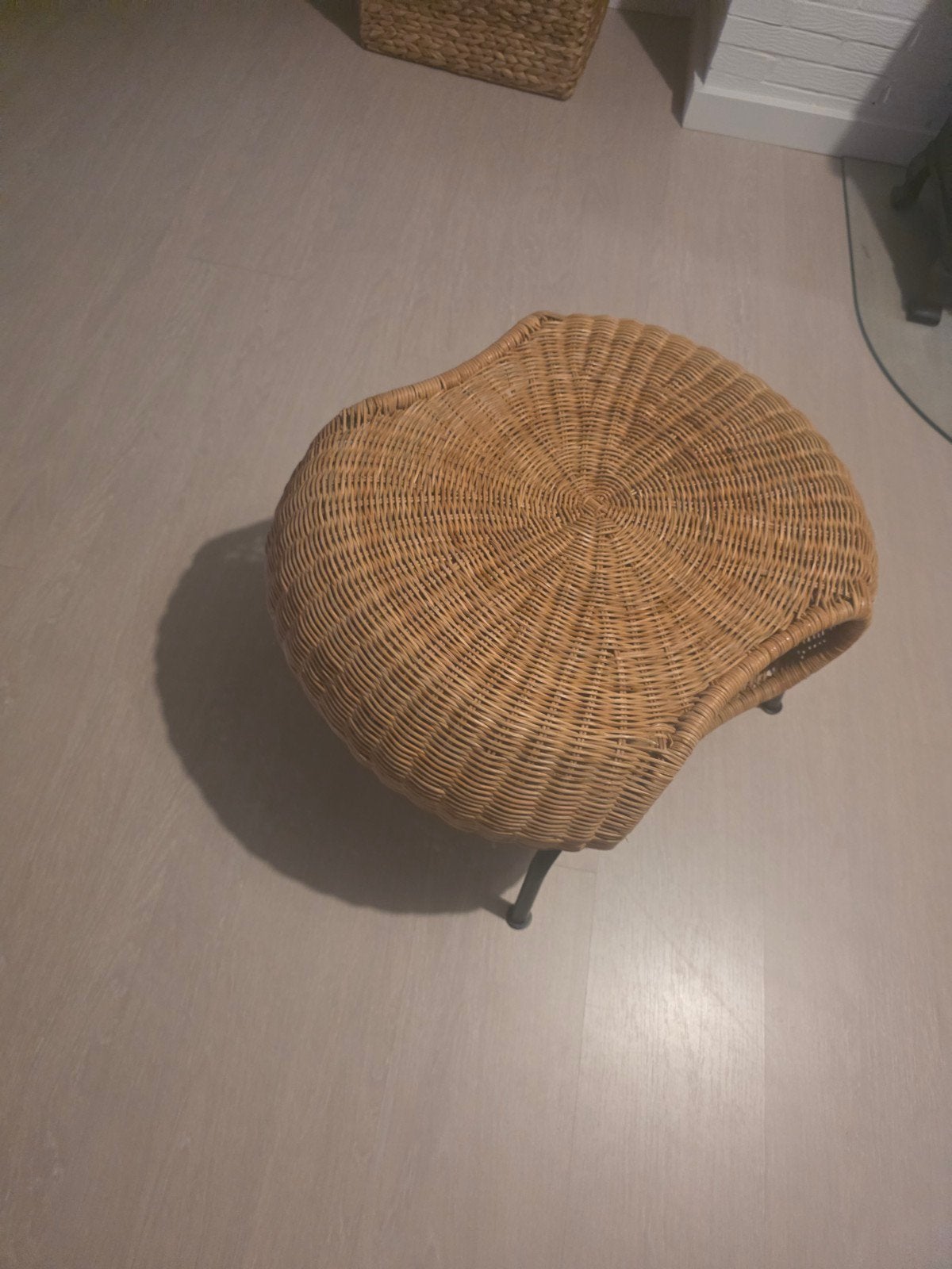 voetenbankje met opbergruimte ikea, Ophalen, Zo goed als nieuw