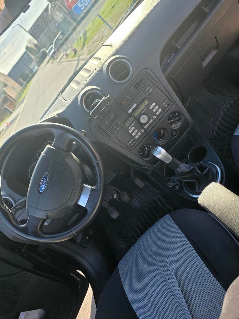 Bonjour je vend ma voiture en bon état elle roule toujours a, Auto's, Opel, Bedrijf, Te koop