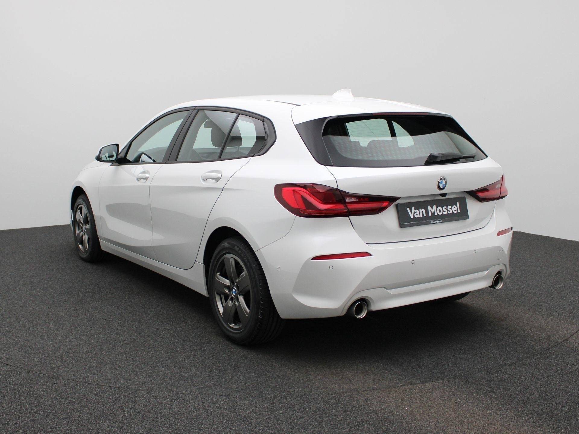 BMW 1 Reeks Hatch 118dA (110 kW) | Camera | PDC V+A | Carpla, Auto's, Gebruikt, 4 cilinders, 1505 kg, Wit