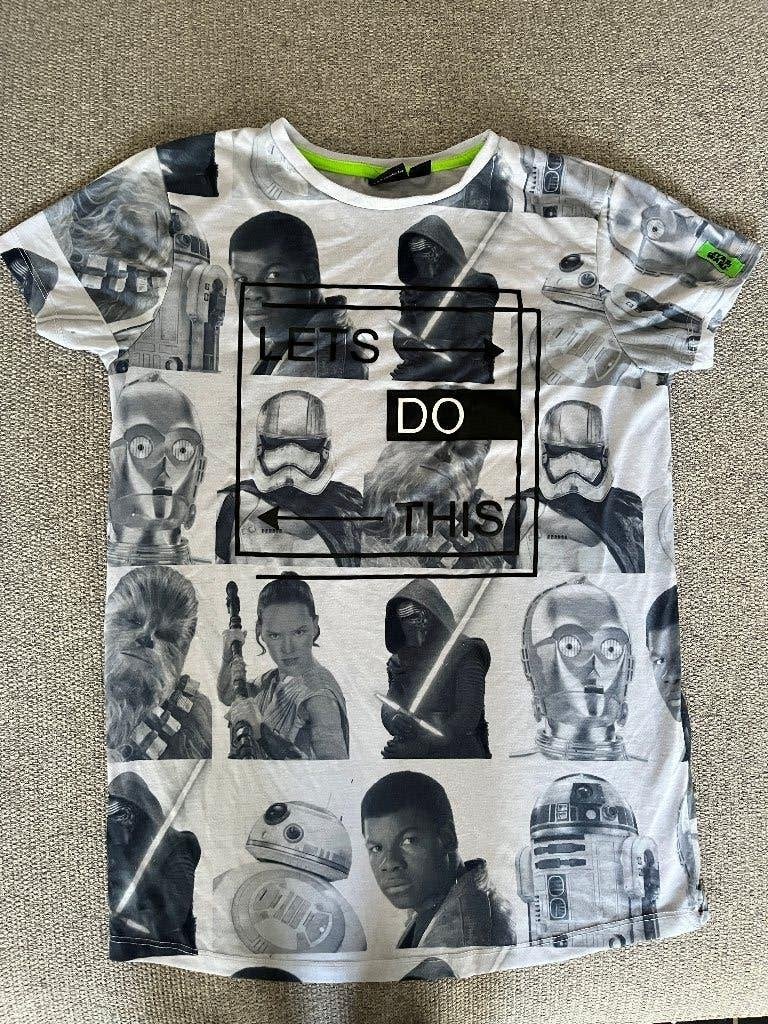T-shirt Star Wars maat 158, Enfants & Bébés, Vêtements enfant | Taille 158, Enlèvement ou Envoi, Comme neuf, Garçon, Chemise ou À manches longues