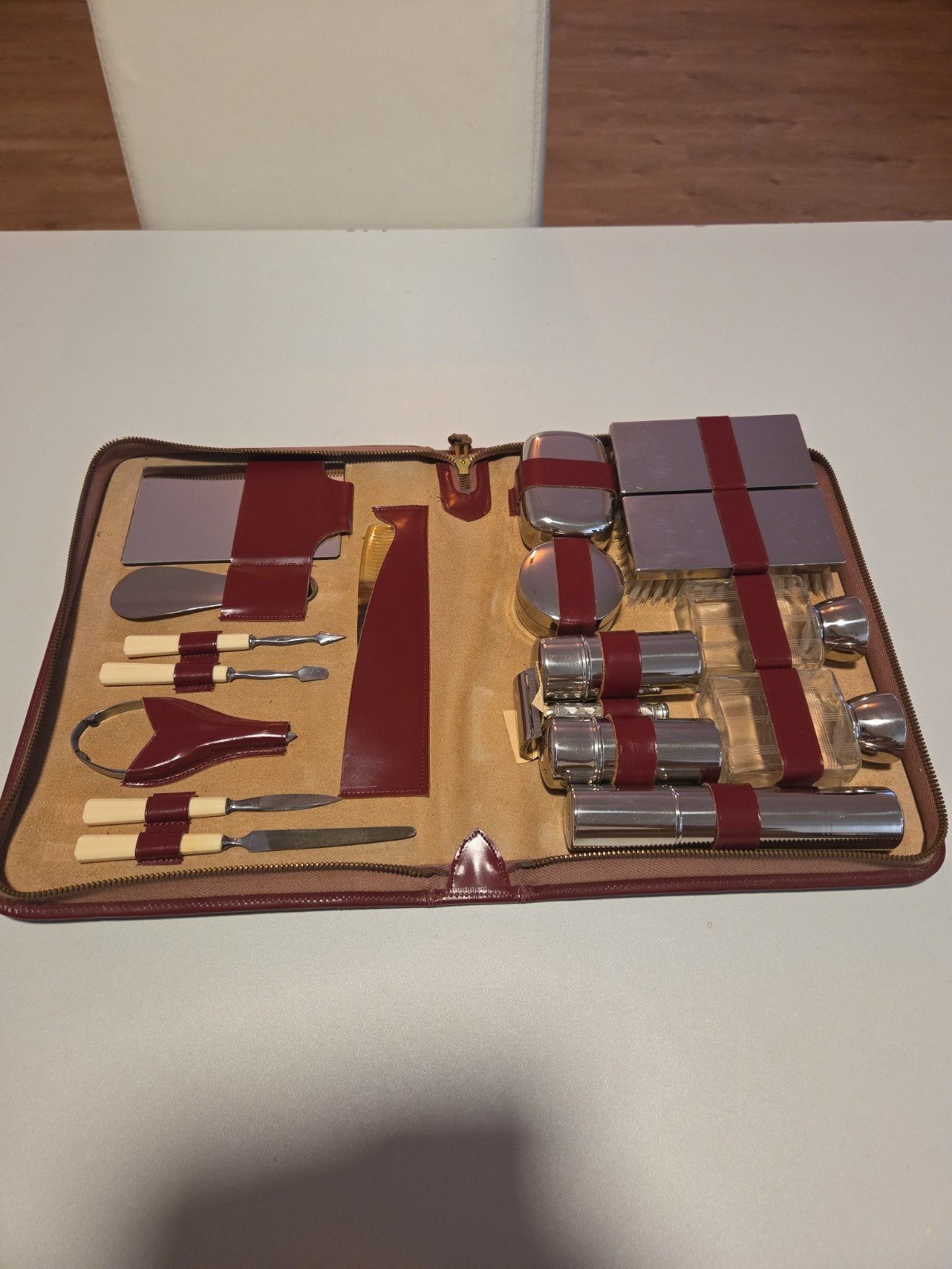 Trouse soin homme 1950 NOGENT (france), Homme