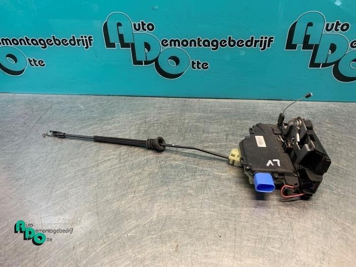 Deurslot Mechaniek 4Deurs links-voor van een Seat Ibiza (Ibi, Gebruikt, -, -, Ophalen of Verzenden