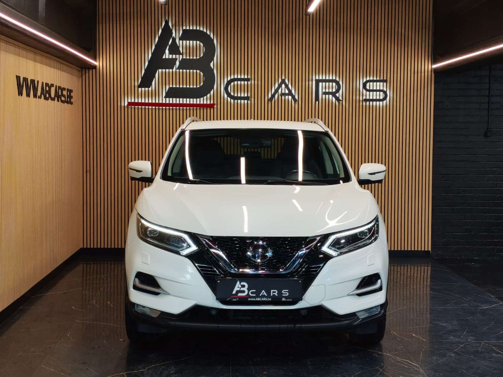 Nissan QASHQAI 1.3 DIG-T * GARANTIE 12 MOIS *, Autos, Cuir, 1332 cm³, Achat, Entreprise