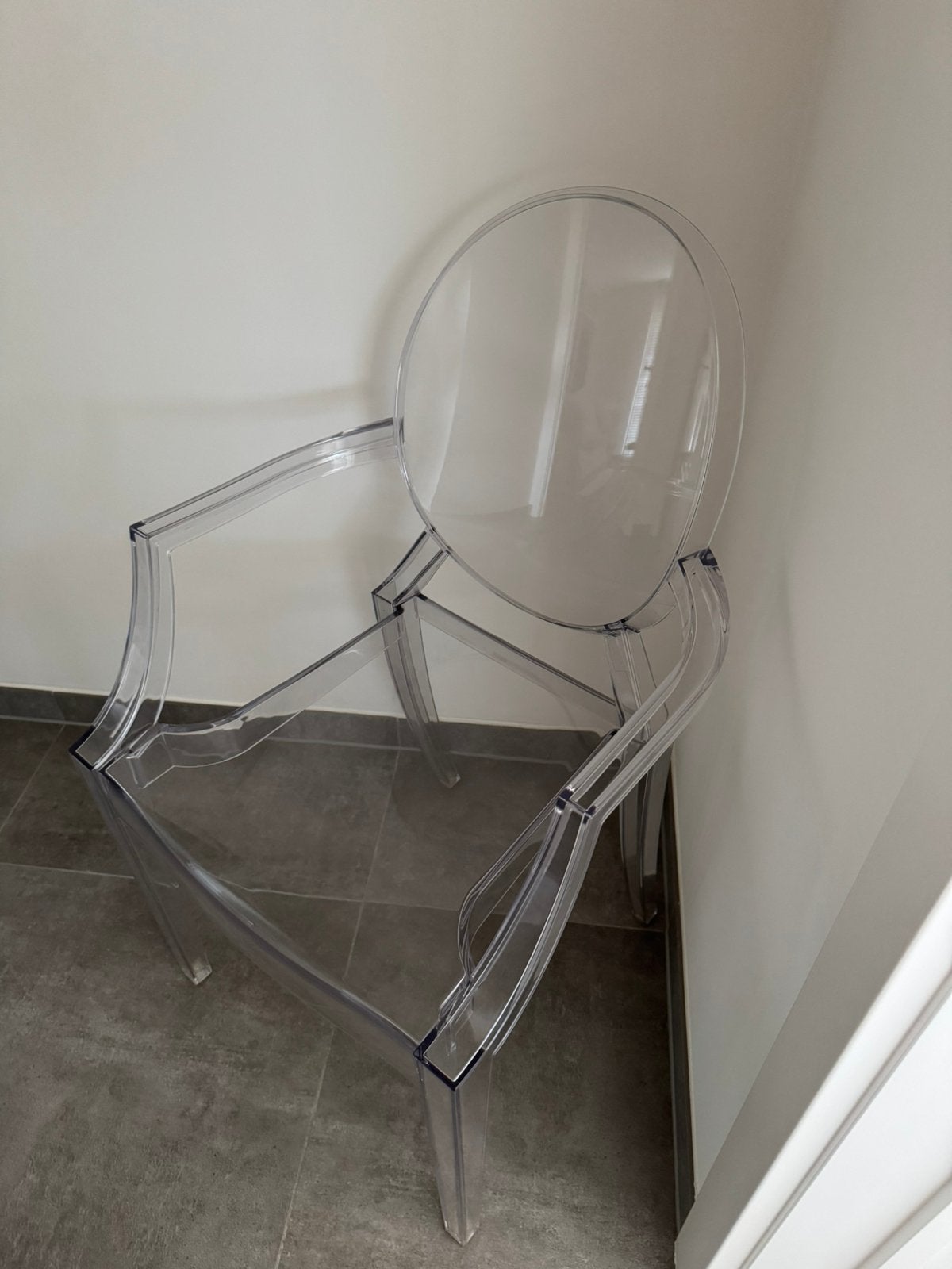 Originele transparante Louis Ghost, Huis en Inrichting, Ophalen, Zo goed als nieuw