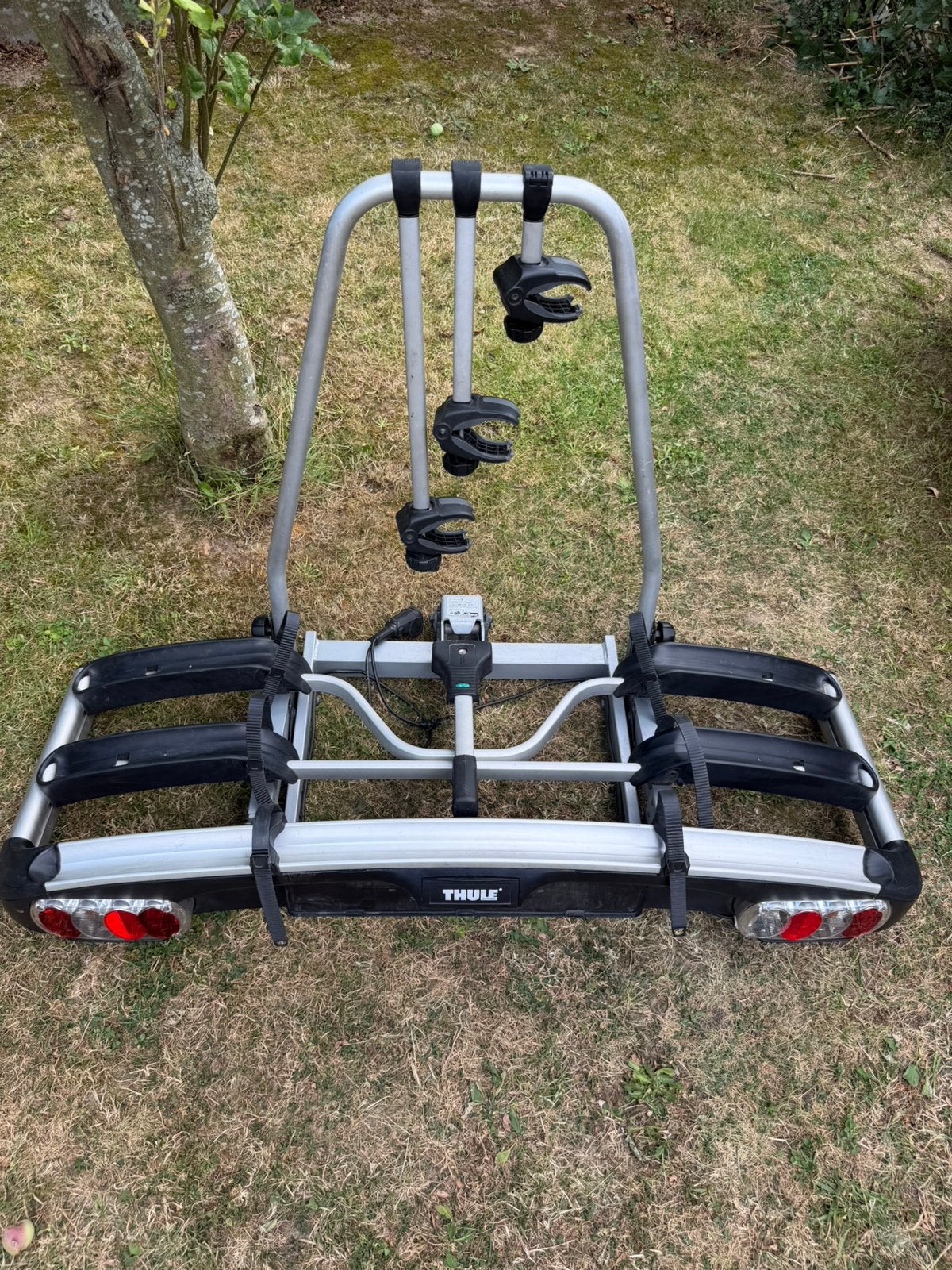 Porte vélos Thule 60kg, Autos : Divers, Pneus larges, 3 vélos ou plus, Enlèvement, Utilisé